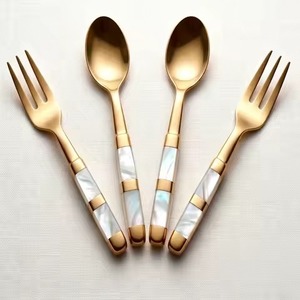 Ensemble de couverts en acier inoxydable de luxe, écologique et compatible lave-vaisselle, vaisselle moderne pour la maison, les restaurants et les cafés, durable - Product Image 5