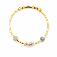 Bracelet jonc Namivaa en émail bleu avec breloque voiture, perles à accent diamant, finition polie, bijoux fantaisie mignons pour femmes et jeunes filles, usage quotidien