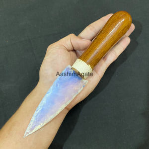 ดาบตกแต่งทำมือจากโอปอลไลท์สีน้ำเงิน พร้อมด้ามไม้ ของสะสมงานฝีมือสำหรับตั้งโชว์ - Product Image 3