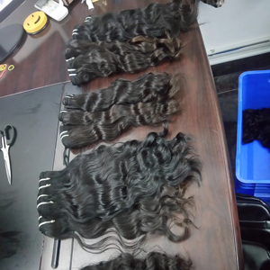 Extensiones de Cabello Humano Remy Virgen Indio con Doble Trama, Rizado Profundo, para Tejido de Cabello, 100 Gramos, Rizos Naturales Apurados y Voluminosos - Product Image 1