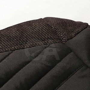 Manteau d'hiver pour homme en fausse fourrure avec capuche, directement de l'usine, logo personnalisé disponible, vente en gros, veste thermique d'hiver pour homme - Product Image 3