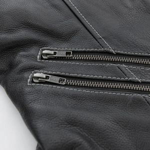 เสื้อกั๊กหนังสำหรับขี่มอเตอร์ไซค์สำหรับผู้หญิงไซส์ใหญ่ - Product Image 3