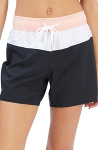Shorts de sport écologiques pour femmes en polyester, à blocs de couleur, taille mi-haute, avec cordon de serrage et ceinture élastique - Product Image 3