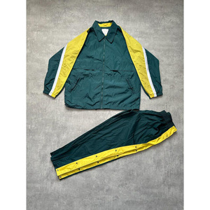 Conjunto Deportivo de Moda con Logotipo Personalizado, Chaqueta Cortavientos de Nailon Ligero Impermeable para Otoño, Traje Deportivo para Hombre - Product Image 1