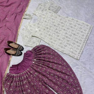 ชุดปาร์ตี้สไตล์ salwar & dupatta ดีไซน์เนอร์ประดับเลื่อม5มม. สำหรับฤดูร้อนและฤดูหนาวดีไซน์ใหม่ - Product Image 1