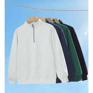 Pull de golf à col zippé pour hommes et femmes en tissu satiné, respirant et anti-UV, conçu pour une flexibilité de swing par temps chaud ou frais - Product Image 5