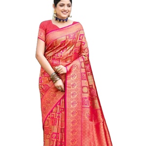 El último diseñador Pure Kanjivaram Silk Woven Pallu Saree de Fab Zone - Product Image 1