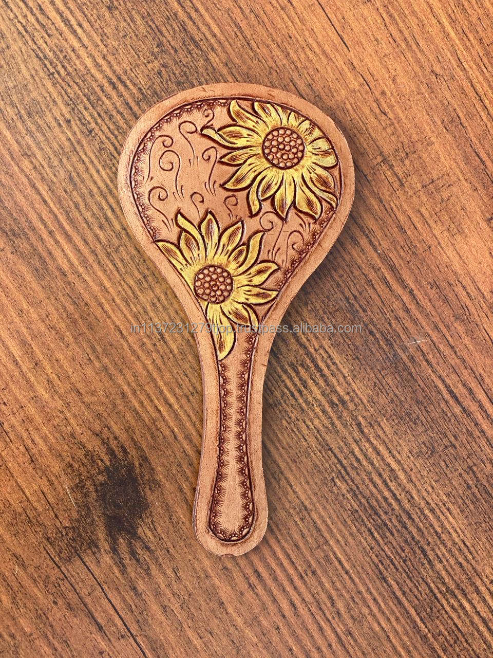 สีน้ำตาล