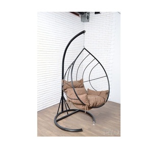 Banc balançoire élégant en fer pour patio, idéal pour l'ameublement de jardin familial, la décoration de balcon et les moments de détente en extérieur - Product Image 6