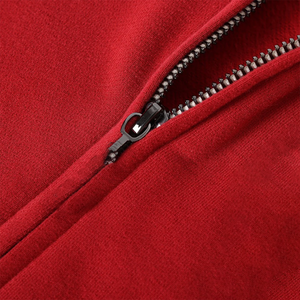 Blouson universitaire en laine rouge Delta – Broderie personnalisée DST Letterman Bomber – Vêtement d'hiver officiel de sororité, style streetwear, héritage universitaire - Product Image 4