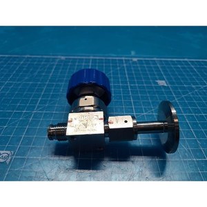 Válvula de Diafragma de Alta Pureza FUJIKIN 316L B/EP 10K 1/4 S655501350030, Usada como Pieza de Repuesto para Equipos de Semiconductores Legacy - Product Image 5