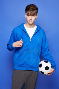 เสื้อฮู้ดซิปสีเหลืองสำหรับผู้ชาย เสื้อสเวตเชิ้ตแขนยาวลำลอง มีกระเป๋าจิงโจ้ สีพื้น เสื้อสปริงท็อป - Product Image 3