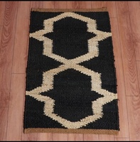 Tapis Kilim Moderne Noir en Velours Polyester à Poil Ras de 5-6 mm, Motif Floral, Tissage Plat, Fabriqué à la Machine, Antidérapant avec Dos en Jute |   Taille personnalisée