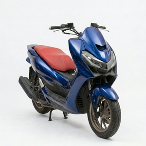 <b>Second</b> <b>Hand</b> Scooter Wholesale Japan Quality Tested Ready to Ride Worldwide Shipping Best Deal - Product Image 1