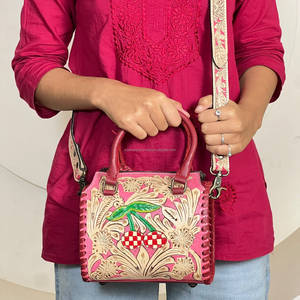 Nouveaux sacs à main en cuir floral gravé, petits sacs Speedy, sacs bandoulière, sacs de voyage week-end à poignée supérieure pour femmes - Product Image 4
