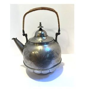 Hervidor de té de hierro ideal, hermoso y metálico, para cocinas de gas o inducción, con boquilla de fácil vertido, ahora a precios mayoristas asequibles. - Product Image 5