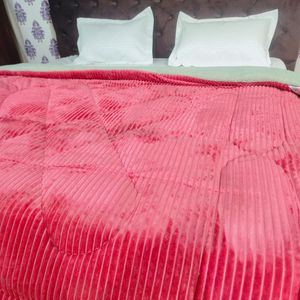 Luxury 1.2 KG Soft Warm <b>Winter</b> Polyester Flannel Raschel Single Bed Blanket for Single Beds - Product Image 2