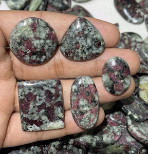 Cristal de Eudialita Natural en Bruto, Corte Ovalado, para Reiki Espiritual y Sanación, Lote a Granel con Piedras Preciosas de Chakra - Product Image 3