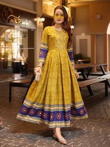 Ensemble Kurta en coton imprimé moutarde pour femmes avec manches brodées, style traditionnel indien pakistanais, coupe ample, vêtements décontractés - Product Image 6
