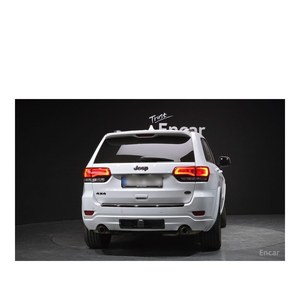 Jeep Cherokee 3.6 Overland April 2021 Model with 59,254 km Automatic Gearbox Leather Seats Rear Camera - Product Image 4