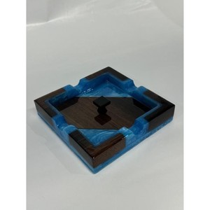 Cendrier de bureau moderne en résine et bois avec design marbré bleu pour la décoration de la maison - Product Image 3