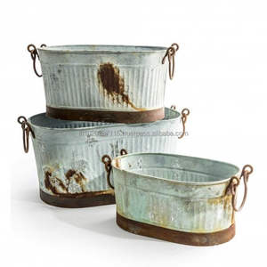 ถังปลูกต้นไม้ชุบสังกะสีแบบโบราณพร้อมสัญลักษณ์ภายนอกเหมาะสำหรับใช้กลางแจ้งในสวนในชนบทและพื้นที่หน้าบ้าน - Product Image 5