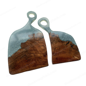 Plateau de service en bois avec poignée, finition en résine bleue, surface polie, sans danger pour les aliments, usage domestique, fabriqué au Vietnam - Product Image 4