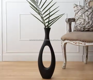 Vase à fleur de table écologique en fonte d'aluminium de luxe moderne Design unique fait à la main couleur noire exclusive Décor de restaurant à la maison - Product Image 1