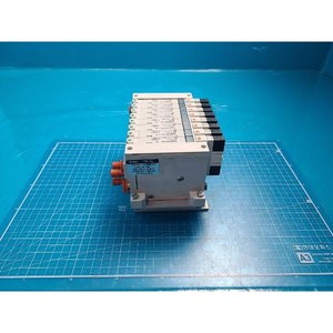 Base de distributeur de électrovannes SMC VV5Q-ULB990061 d'occasion – Pièces d'équipement semi-conducteur Legacy - Product Image 4