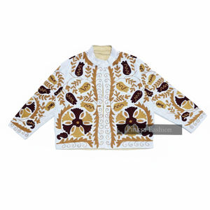 Vêtement d'hiver en velours brodé artisanal, esthétique bohème, respirant, écologique, en coton, pour femmes, motif floral de luxe - Product Image 3