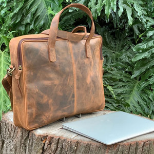 Sacs pour ordinateur portable en cuir au design unique, résistants au vent et multifonctionnels pour la saison hivernale en extérieur, avec emballage personnalisé - Product Image 6