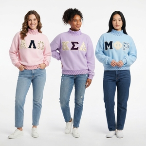 Sweat-shirt à col roulé surdimensionné pour femme, couleur crème, avec lettres brodées, coupe classique, pour l'automne - Product Image 4
