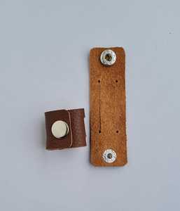 สายรัดสำหรับจัดระเบียบสายหนังแท้สายจัดสาย USB สีน้ำตาล - Product Image 6