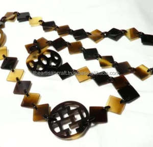 Collier à maillons en corne de buffle véritable Beau produit d'artisanat naturel avec finition laquée - Product Image 6