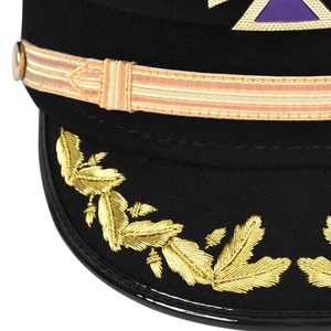 Gorra de fatiga negra personalizada de los Antiguos Caballeros Templarios con cruz metálica púrpura, trenza ornamentada y motivos de enredadera. - Product Image 4