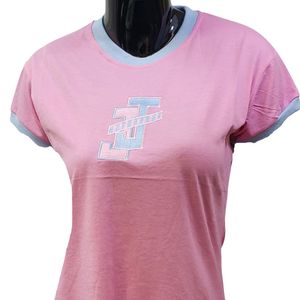 เสื้อยืดคอกลมแขนสั้นผู้หญิง รุ่นคลาสสิค ขอบตัดสี ดีไซน์เรียบง่าย สวมใส่สบาย ผลิตจากผ้าฝ้ายผสม ระบายอากาศได้ดี เหมาะสำหรับใส่ทุกวัน - Product Image 1