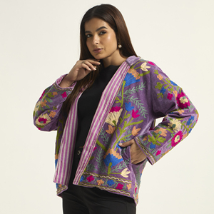 Veste matelassée ouverte sur le devant pour femme, en velours violet, brodée Suzani, doublure en coton respirant, faite à la main, motif floral bohème, vente en gros - Product Image 2