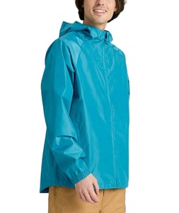 Chaqueta Cortavientos Ligera Impermeable para Hombre con Logotipo Personalizado, Antiarrugas, de Secado Rápido y Antipilling - Product Image 3