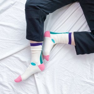 Chaussettes à pois pour femmes, mode coréenne, en coton peigné - Product Image 1