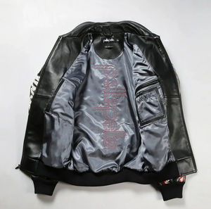 Chaqueta de Cuero Negra Personalizada para Hombre con Parches, Colección de Invierno de Prestigio Mundial, Chaqueta de Cuero con Cremallera - Product Image 2