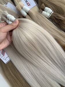 Extensiones de cabello humano virgen vietnamita a granel natural claro a oscuro blanqueado con cutículas alineadas de doble dibujado de 22 pulgadas más vendidas - Product Image 3