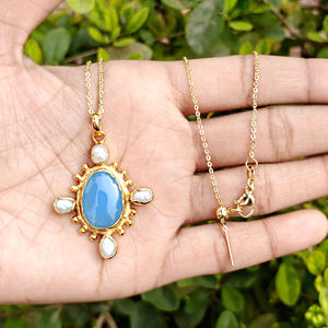 Pendentif léger en chalcédoine bleue et perle d'eau douce, plaqué or 18 carats, collier unisexe pour occasions spéciales, idéal pour les cadeaux. - Product Image 3