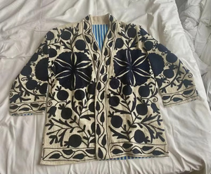 Chaqueta Bomber de Algodón Tejida a Mano con Bordado Floral, Estilo Boho, Prenda Exterior Festiva, Regalo para Ella - Product Image 1