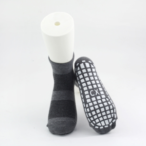 Best Quality 100% Wool Breathable Quick Dry Sporty <b>Socks</b> for Men's Unisex Winter Wear Customized Design Low Prices New Arrivals - Product Image 3