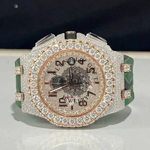 Montre de luxe pour homme à quartz, boîtier argent/moissanite, lunette sertie de diamants, verre saphir, bracelet moissanite/argent, affichage analogique, cadran 28 mm - Product Image 1