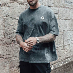T-shirt décontracté à manches courtes, coupe ajustée, en coton, effet délavé, en vente en ligne, fabriqué au Pakistan - Product Image 2
