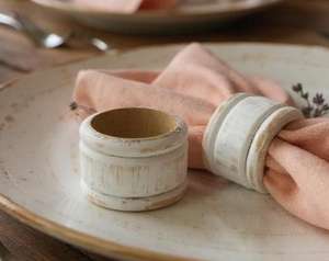Anillos de servilleta de madera con forma de anillo de 4.5 cm, diseño moderno, duraderos, decoración de mesa para bodas, servilleta de boda personalizada hecha a mano - Product Image 1