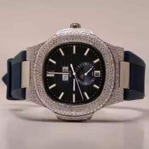 Reloj de Pulsera Cuadrado de Lujo Personalizado para Hombre, Estilo Hip Hop, con Moissanita, Totalmente Cubierto de Diamantes, Esfera Azul, Plateado y Dorado, Analógico - Product Image 4