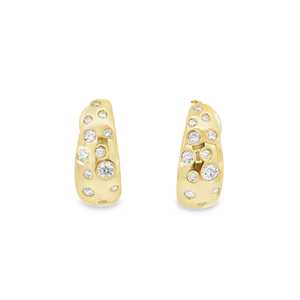 ต่างหูเพชรทรงห่วงแบบฝังเพชร งานสั่งทำ ทองคำแท้ 14K 18K ขนาดเล็ก ดีไซน์เรียบหรู ประดับด้วยเพชรแล็บโกรว์ ราคาโรงงาน - Product Image 1