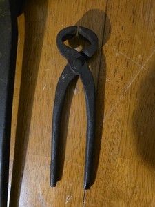 Customized Shape Veterinary Instruments Horse Hoof Care Tong Nail <b>Puller</b> For Farriers Horseshoeing Use <b>Tools</b> - Product Image 3